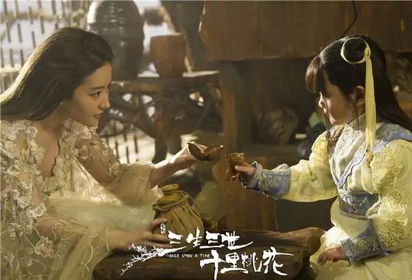 三生三世十里桃花杨洋吻 0AE8E68ADA91C552F758D829062F8867925AEDA5_size37_w600_h409.jpeg