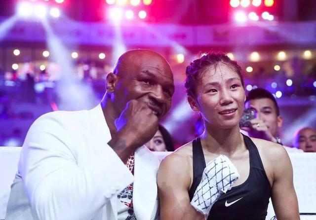 中国第一女拳王世界排名完爆邹市明,获泰森力