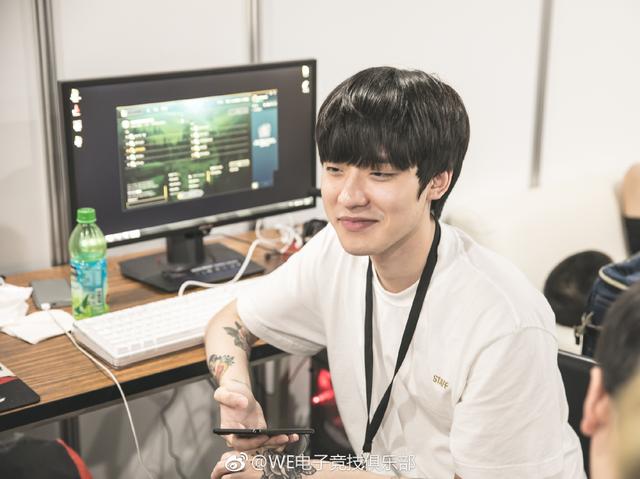 we大舅子纹身内容图片分享