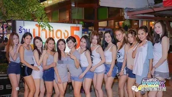 全是性感美女服务员 这家泰国餐馆会火吗？