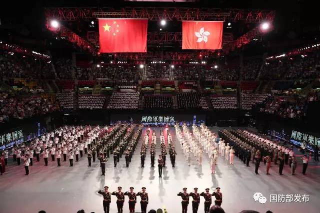 香港举办国际军乐汇演庆祝回归20周年