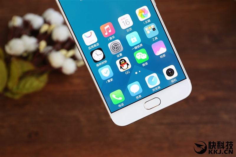 柔光双摄再升级!vivo X9s评测:抢眼的自拍表现
