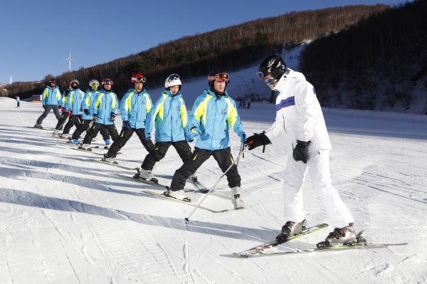 英媒：海外户外品牌借势北京冬奥会进军中国冬季运动市场