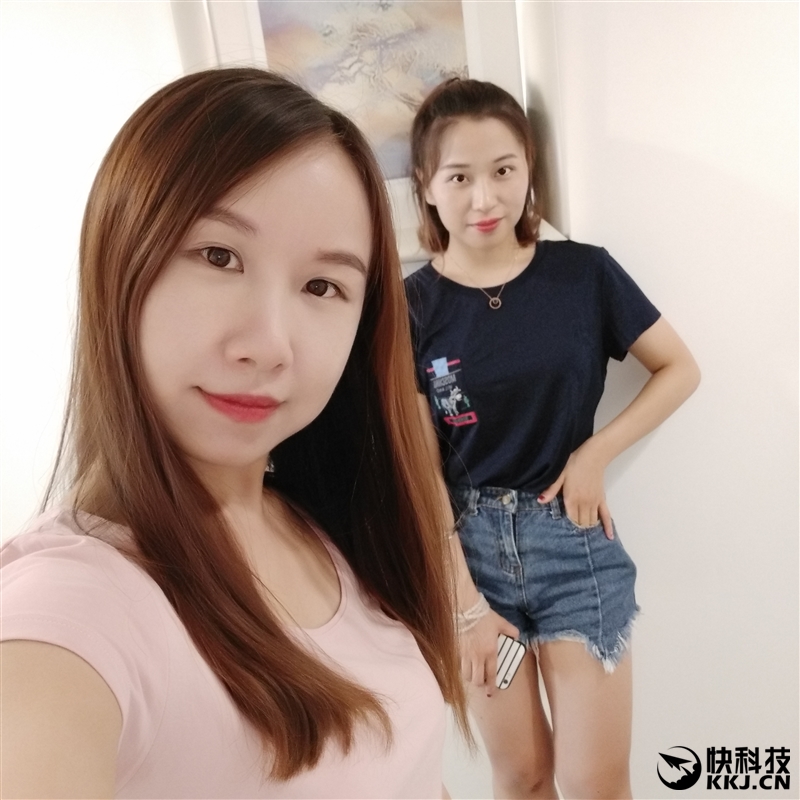 柔光双摄再升级!vivo X9s评测:抢眼的自拍表现