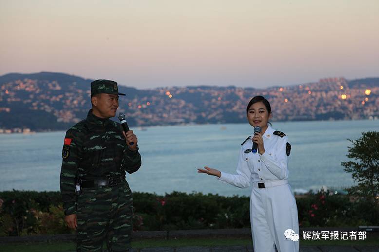 中国海军远航访问编队女兵在伊斯坦布尔的难忘聚会