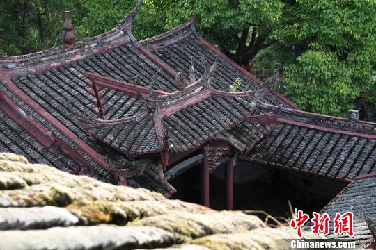 文昌阁总占地面积1500平方米，旁侧辅建有天后宫和五谷宫。　张斌　摄