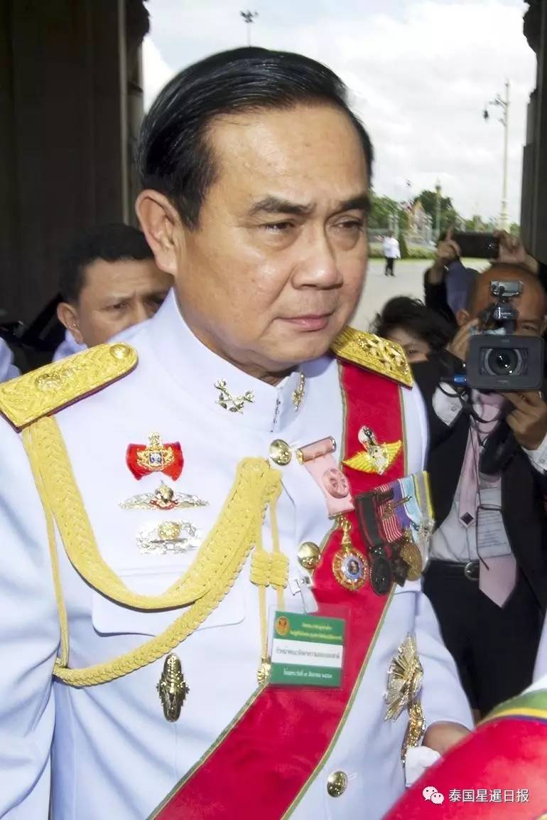 美女前总理英拉12个银行账户被军政府冻结!巴育警告号召声援行动违法!_凤凰资讯