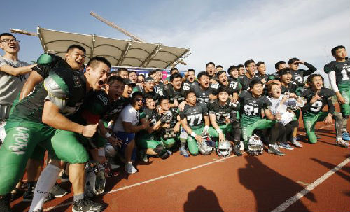 美媒称中国青年开始流行玩美式橄榄球：感受美国文化精髓