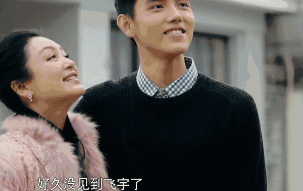 她是一代人心中的神仙姐姐,却为爱隐退幕后