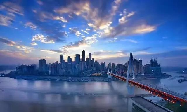 苏州经济总量超过重庆_苏州园林