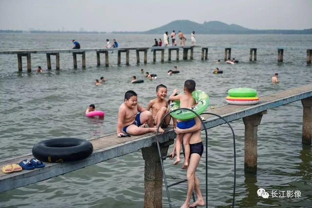 台湾青年随手拍武汉近万张照片:武汉如此有人情味