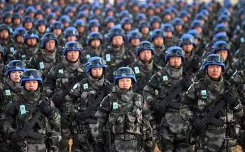 中国防弹衣实测效果好 为何解放军不装备？