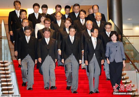 日本政府新阁僚失言落把柄 在野党质疑安倍内阁改组