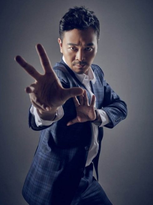 《战狼2》吴京爆红,下一位逆袭的功夫明星会是谁_凤凰资讯