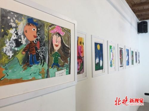 红黄蓝“寻找小梵高”国际儿童画展在荷兰梵高之家举办
