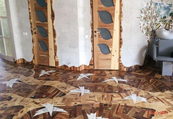 用小木块和碎瓷片完成DIY木地板全过程,光贴地板就要5个月