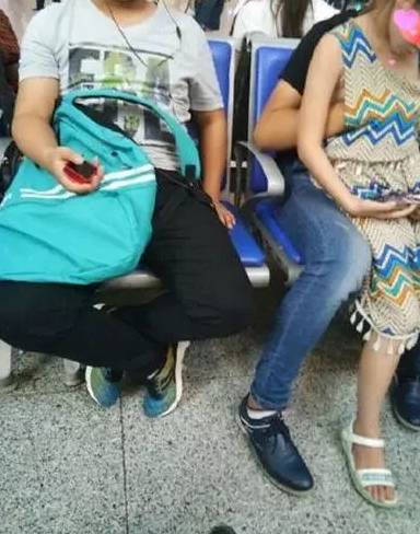 刚确认！南京南站被猥亵女童竟是家中养女！警方最新回应