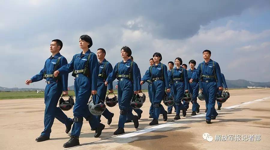 孔雀高飞！空军第10批女飞行学员顺利转入高教机训练