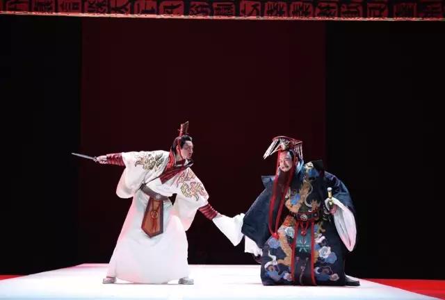 北京人那点精气神，都在他的戏里