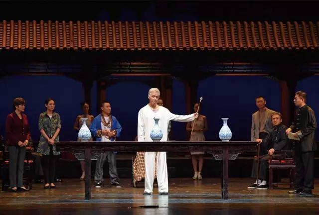 北京人那点精气神，都在他的戏里