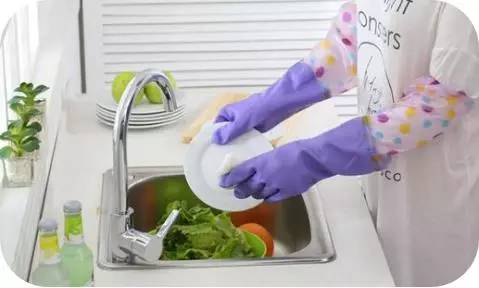 洗碗先浸泡竟然是错的？！洗碗方法不对，细菌增加7倍！