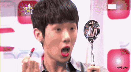 什么样的嘴唇涂上口红最诱人?