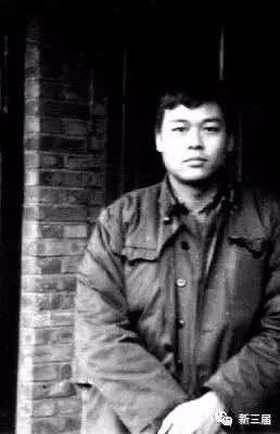 北大中文系77级：数风流人物，还看当年