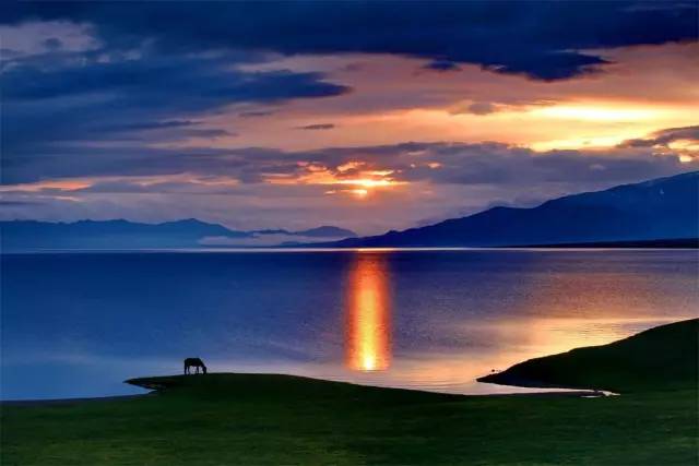 【旅游】新疆十大醉美湖泊，满足你所有对美景的幻想...