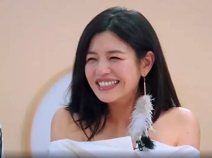 从姑姑变回那些年的女孩,陈妍希简直是圆圆脸女孩的指南针!