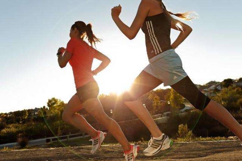 有效提升跑步肌力的 10 个训练动作