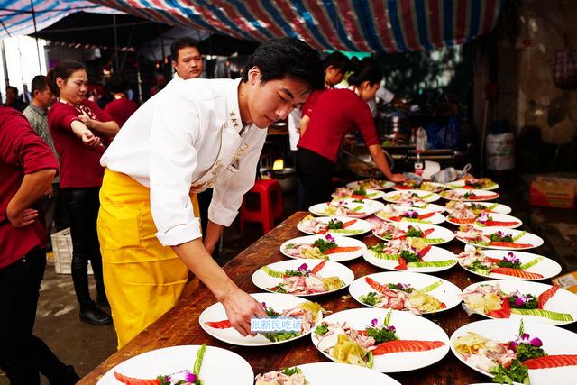 做桌厨师也风流,流传于潮汕乡间的食桌民俗和桌席美食