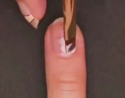 看惯了小清新,来款文艺的水墨风美甲吧