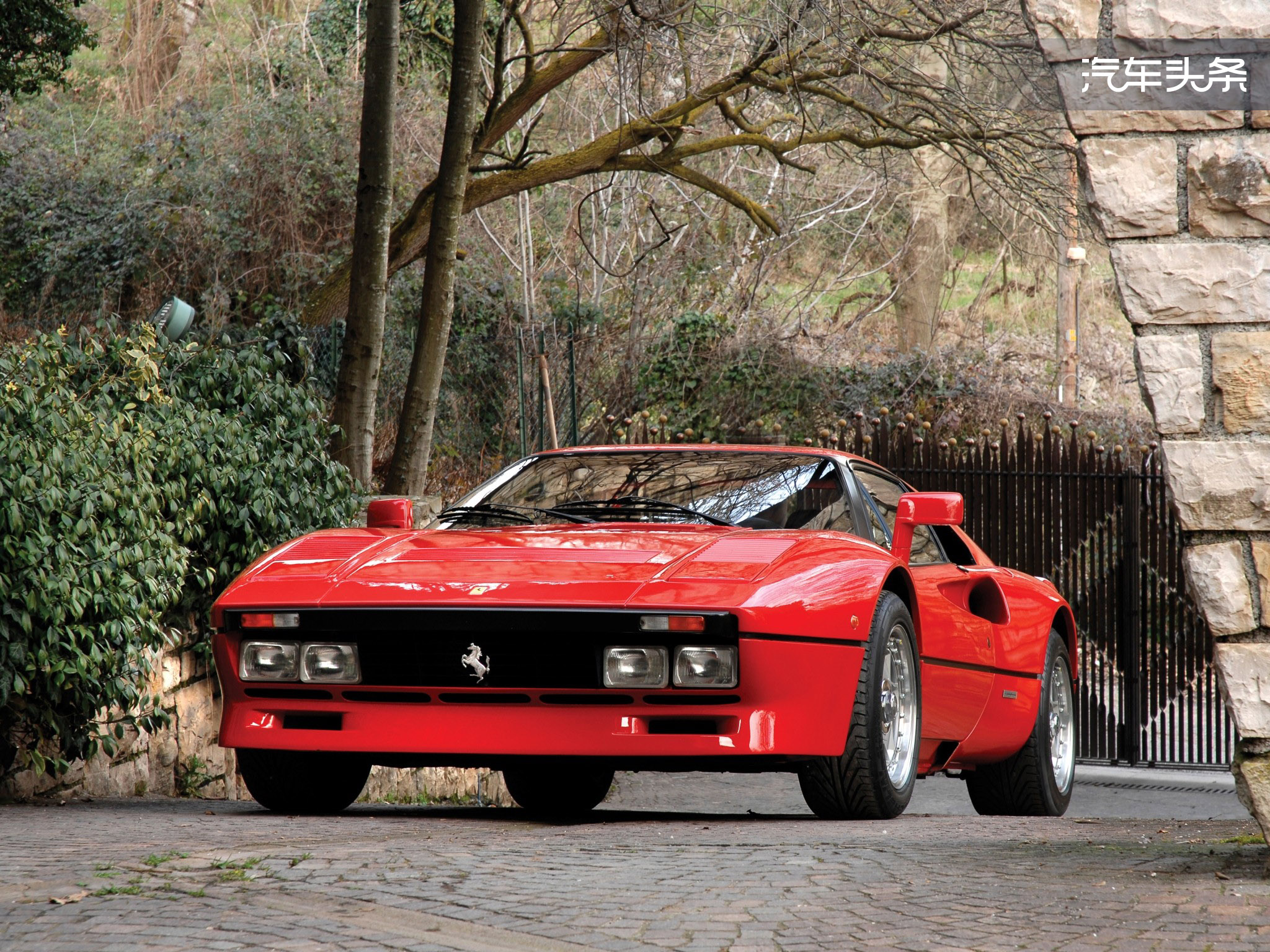 ferrari-288-gto-reimagined-with-futuristic-supercar-styling_19.jpeg