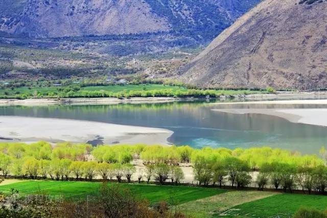 西藏宣传片出炉!这样的人间天堂,美出了新高度!