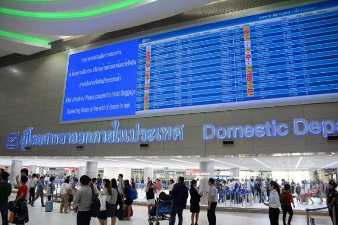 泰国廊曼机场内乱收费遭多国游客投诉!将与P.