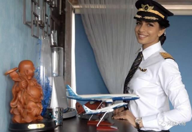 印度Angelababy成全球最年轻波音777女机长