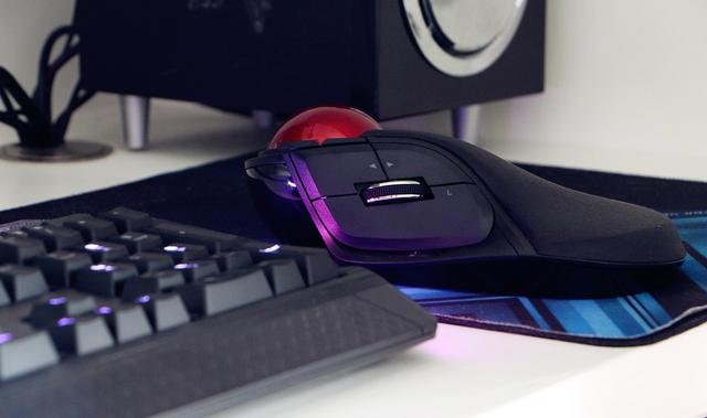 CAD必备？比多数游戏鼠标手感更好-宜丽客无线轨迹球鼠标体验