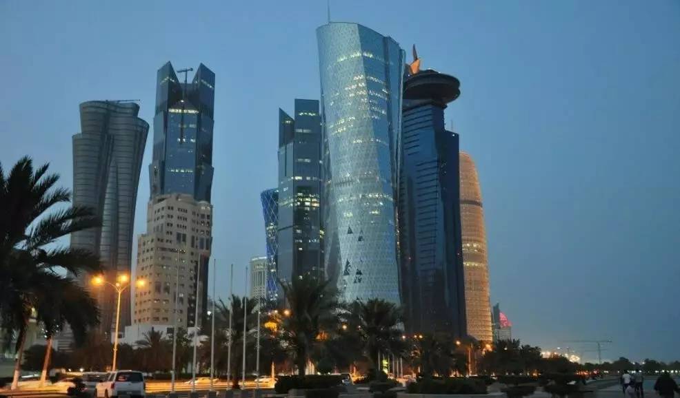 比迪拜还土豪的国家可以直飞免签了,然而性价