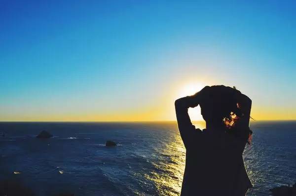 记下下面这张图,学会组合不重样的pose. 首先,背杀.