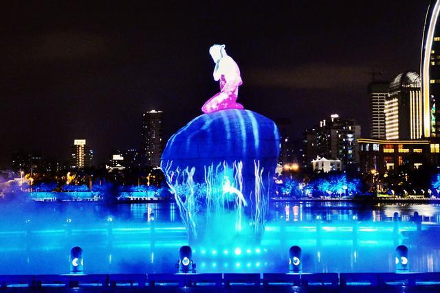 喜迎金砖,厦门白鹭女神3D秀灵动筼筜湖畔