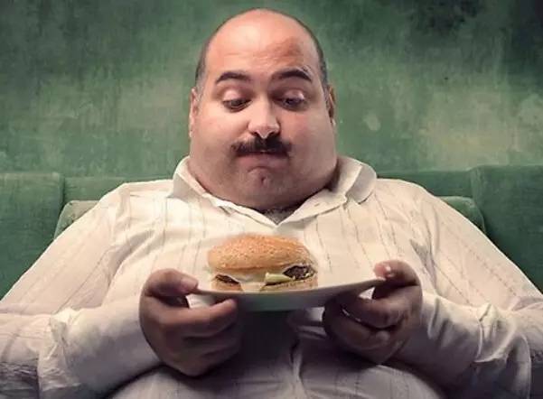 长期吃太饱,危害比肥胖还严重