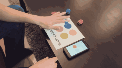 触摸颜色控制灯光