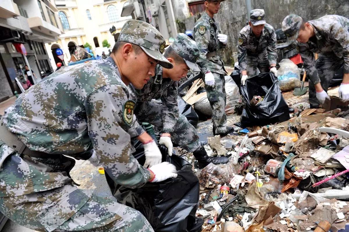 台风 天鸽 重创澳门,驻澳门部队闻令多路展开救