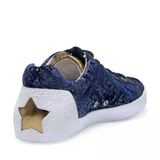 舒适感强的秋冬鞋 CD72700A1232D93D20F6D90BE4B38FF912AE1FA6_size31_w640_h640.jpeg