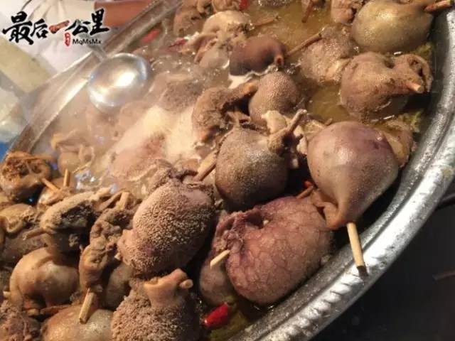 从攻略馕到早餐串串,这女神新疆人养秋膘的夜宵就是驾到图片