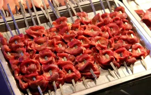 从夜宵馕到早餐串串,这就是新疆人养秋膘的攻略吾道山图片