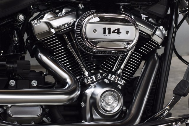 推翻旧有设计 哈雷Softail旧貌换新颜 