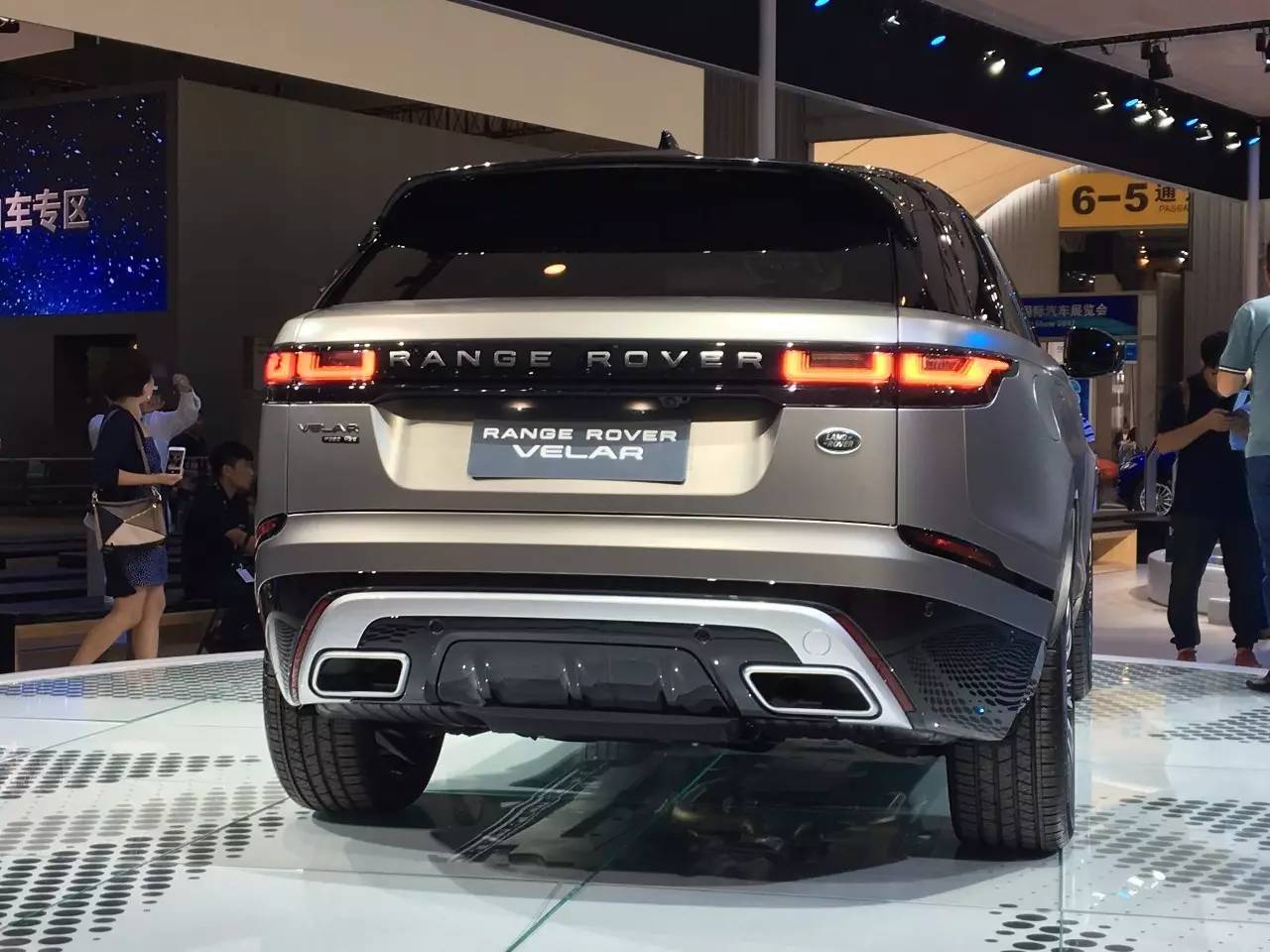 揽胜星脉终于公布售价范围了!70万买最美路虎