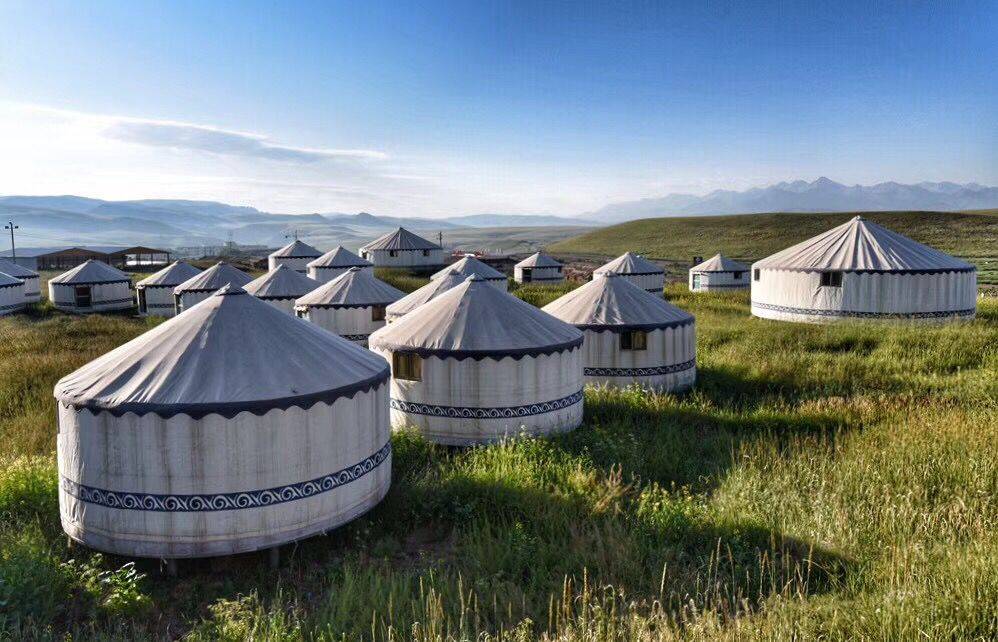 中国学历最高的有钱人喜欢开什么车?|聚访