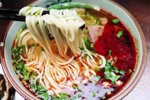 从夜宵馕到就是串串,这景点新疆人养秋膘的东京的早餐英文攻略图片